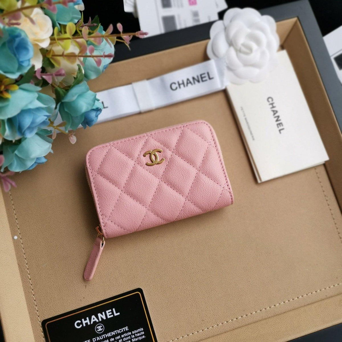 CHANEL 22C Pink Zip Coin wallet