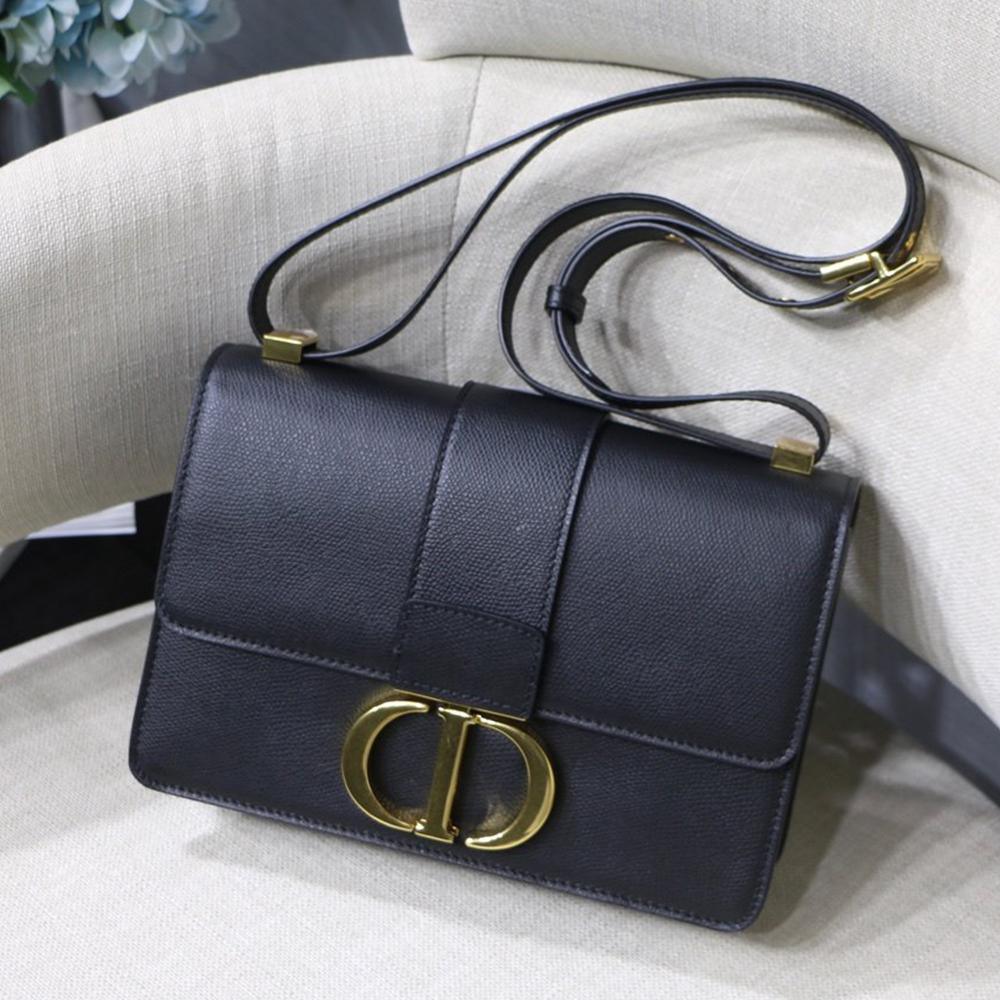 Dior 30 Montaigne Pouch