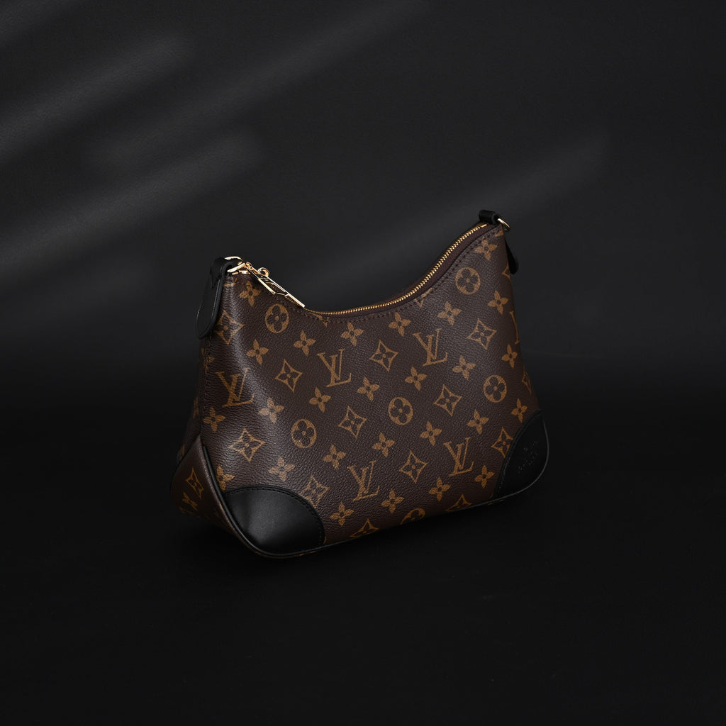 Louis Vuitton Monogram Canvas Pochette Shoulder Bag