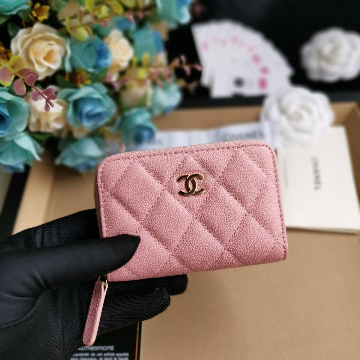 CHANEL 22C Pink Zip Coin wallet