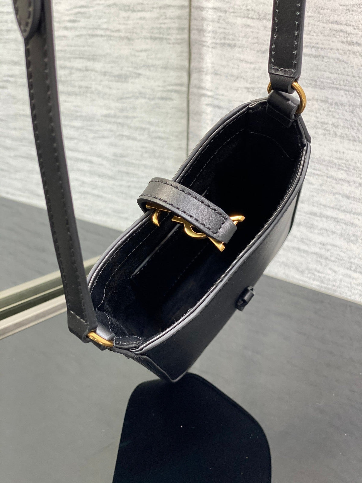 YSL Le 5 A 7 Mini Black Bag - 13x20x4cm