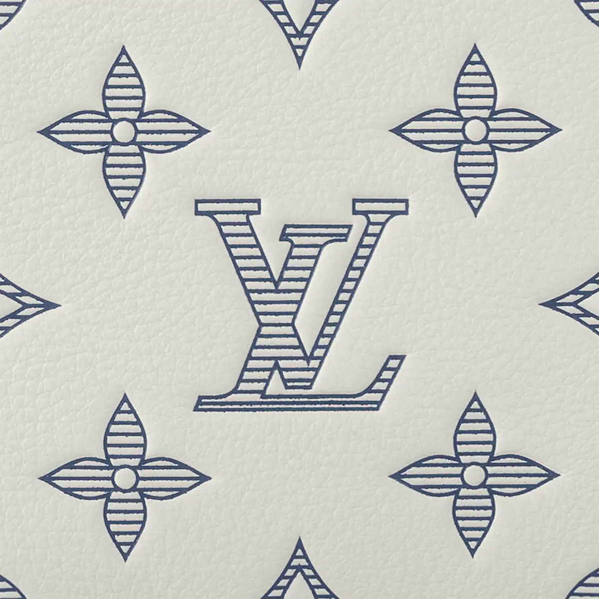 Louis Vuitton Trio Messenger
